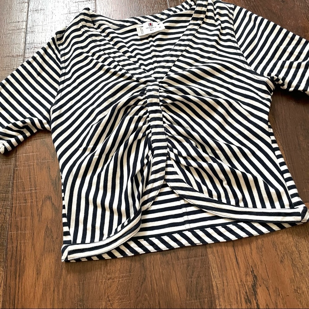 EMANUEL UNGARO ter navy blue/white short sleeve top, size M - Picture 3 of 10